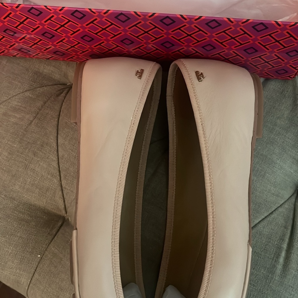 Tory Burch, Size 10 - sand, driver ballet flats - Picture 7 of 8